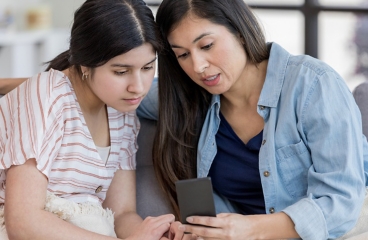 Protect your child from strangers online — Digital Families Counselling