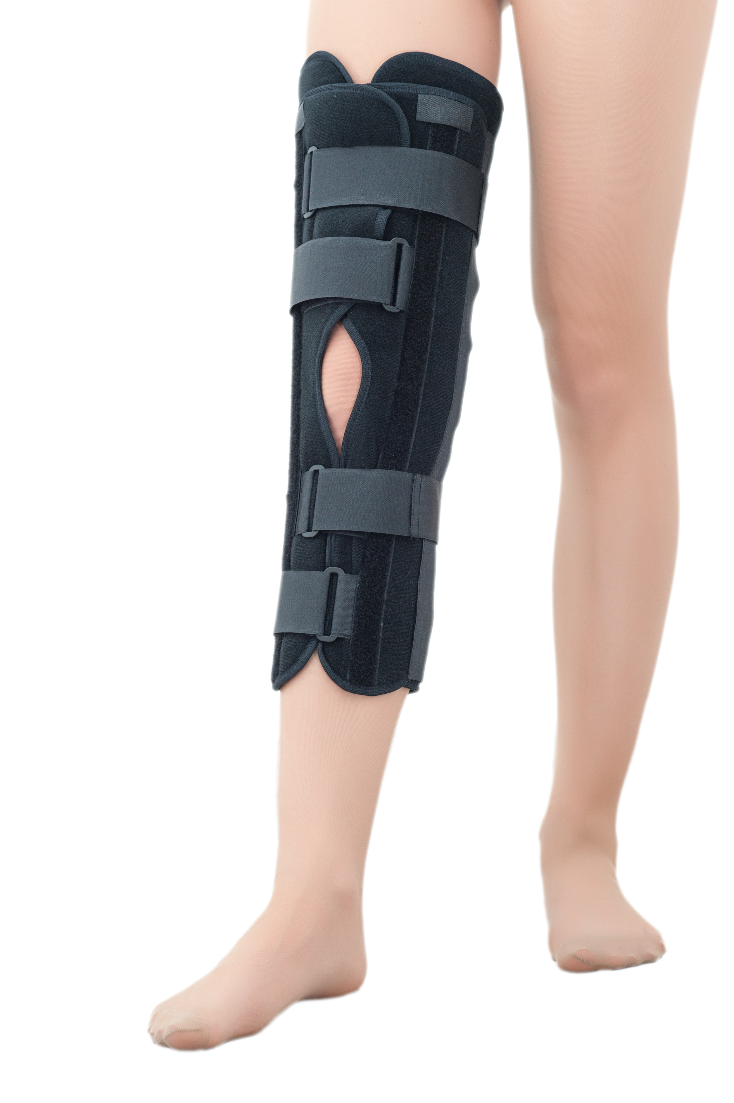 knee immobilizer being worn on right leg while standing