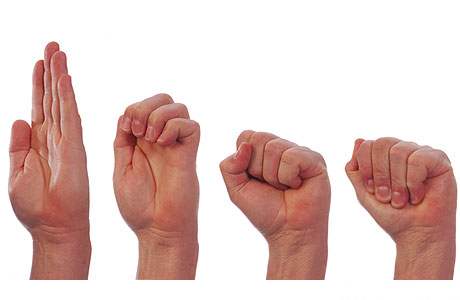 Ejercicios de estiramiento de tendones para las manos con osteoartritis